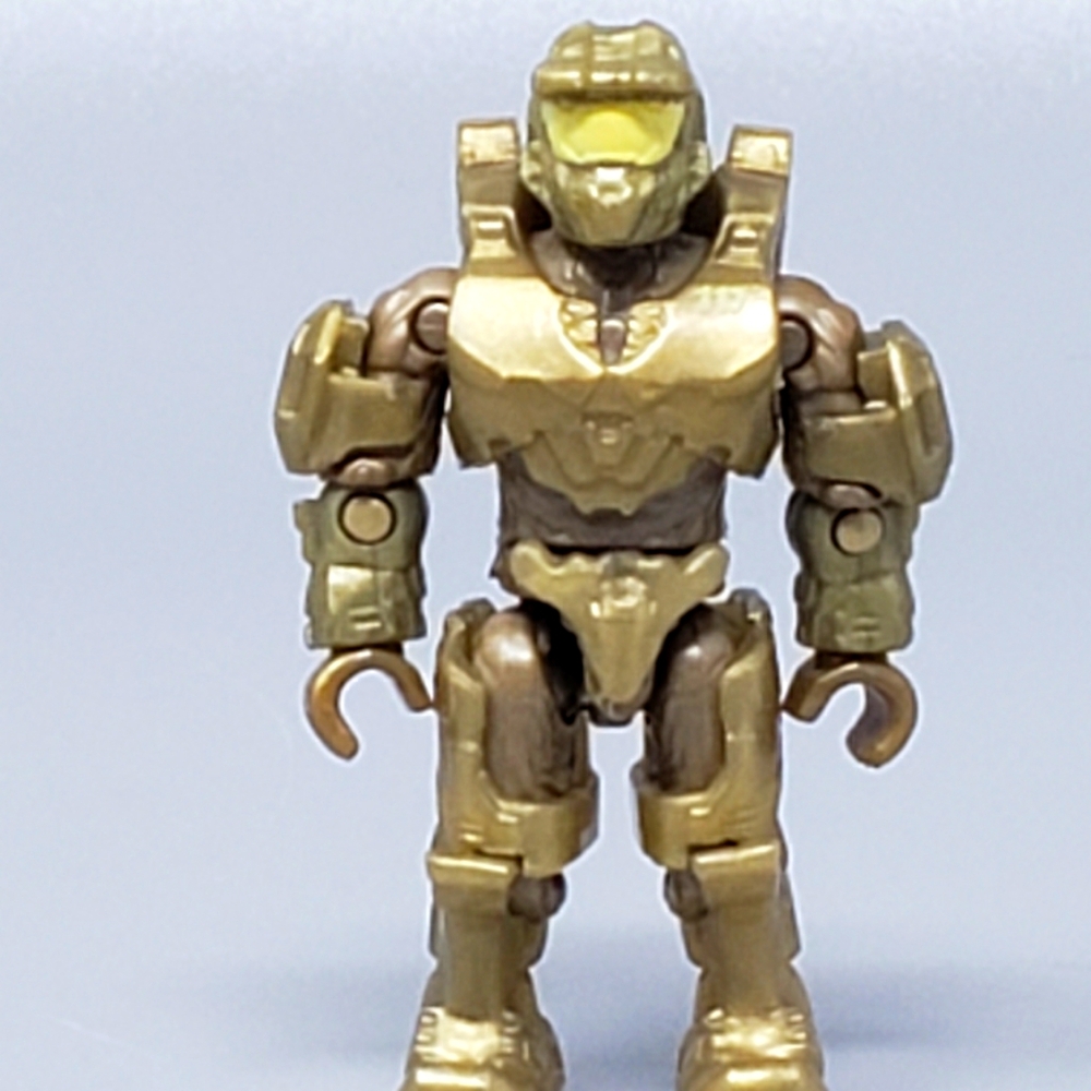 Mega Construx Halo Gold Master Chief Mini-Action Figure